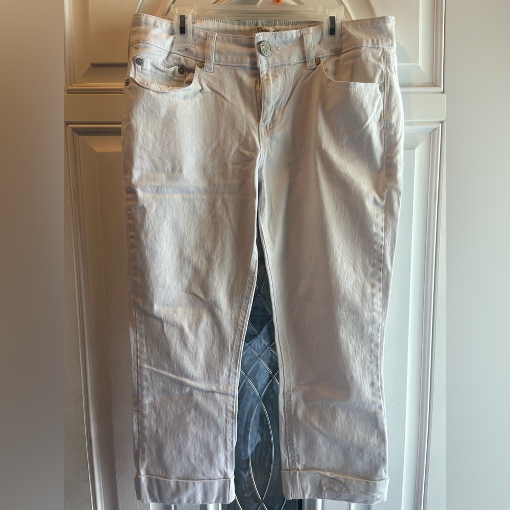 Indigo Rein white cropped capri jeans